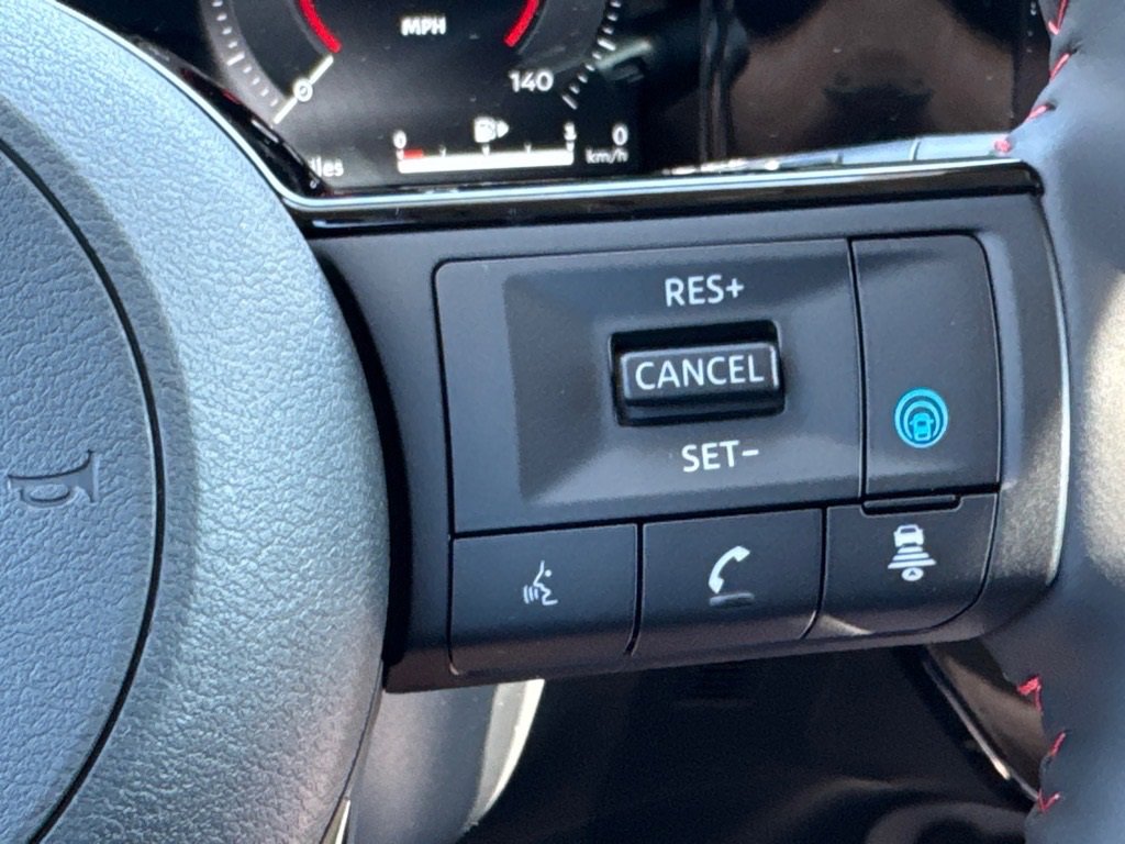 New 2025 Nissan Kicks SR image 16