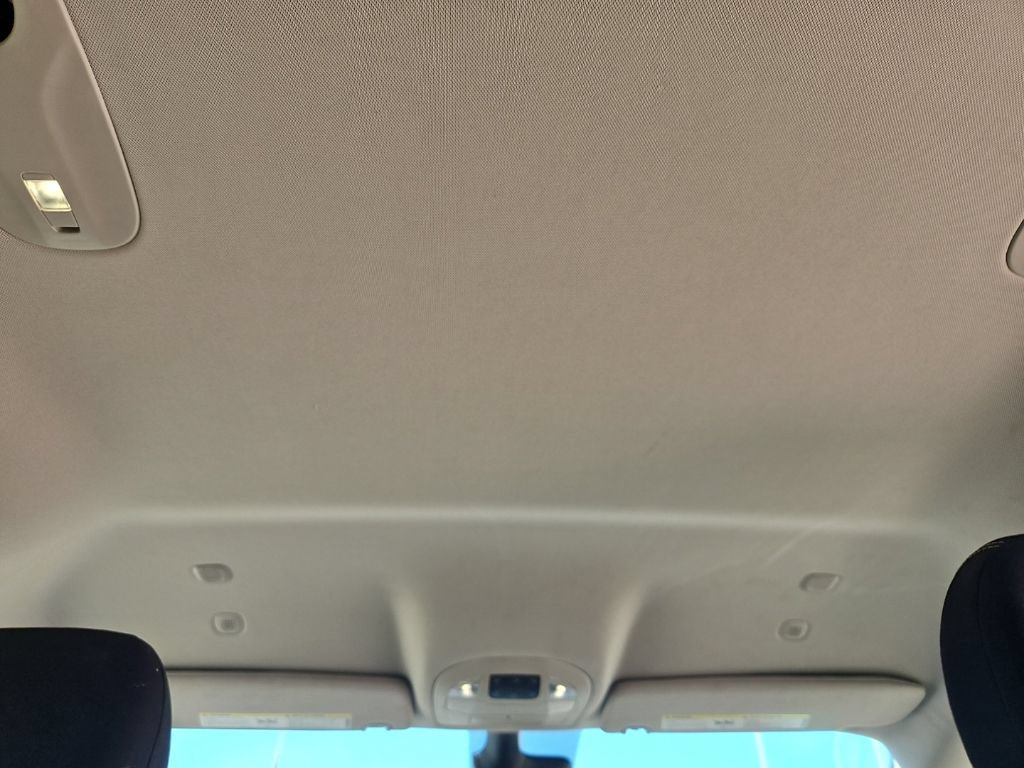 Used 2024 Chrysler Voyager LX FWD image 33