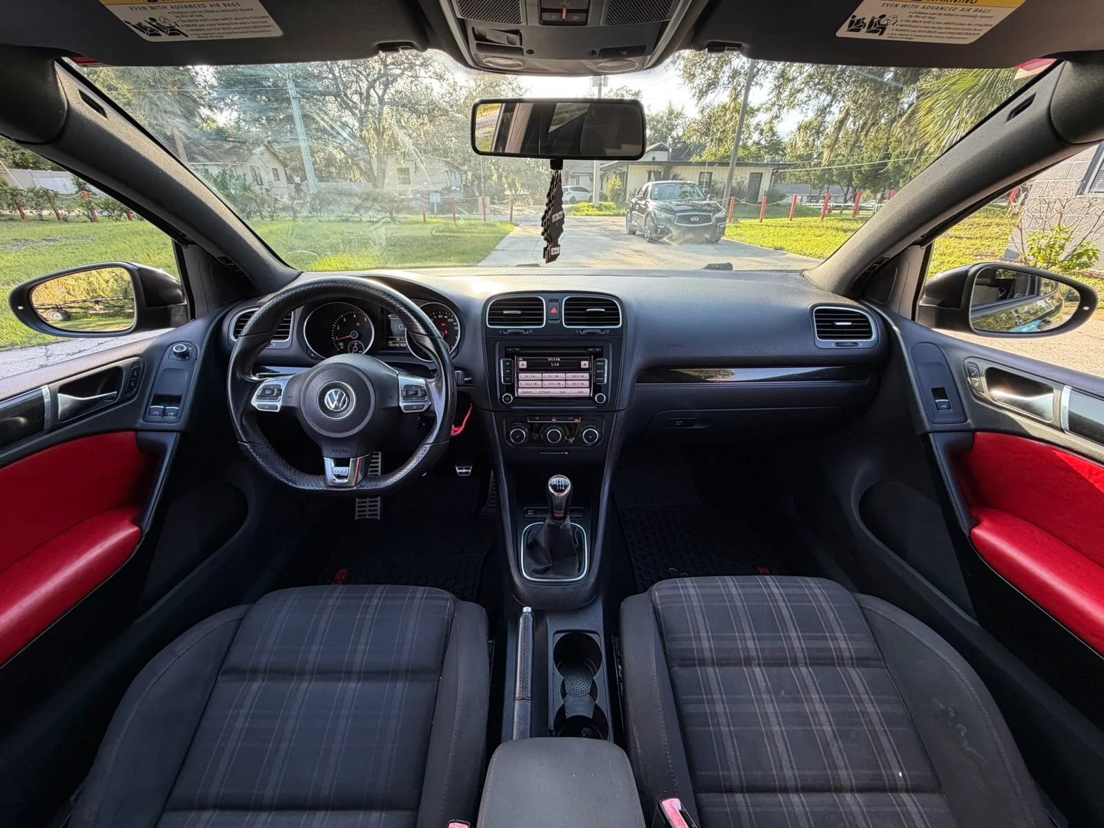 Used 2010 Volkswagen GTI 2-Door FWD image 5