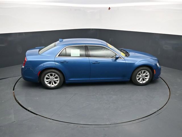 Used 2022 Chrysler 300 Touring RWD image 48