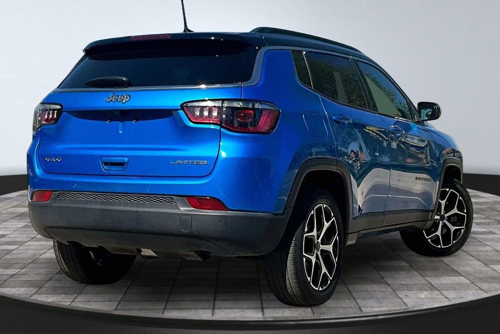 Used 2025 Jeep Compass Limited AWD/4WD image 6