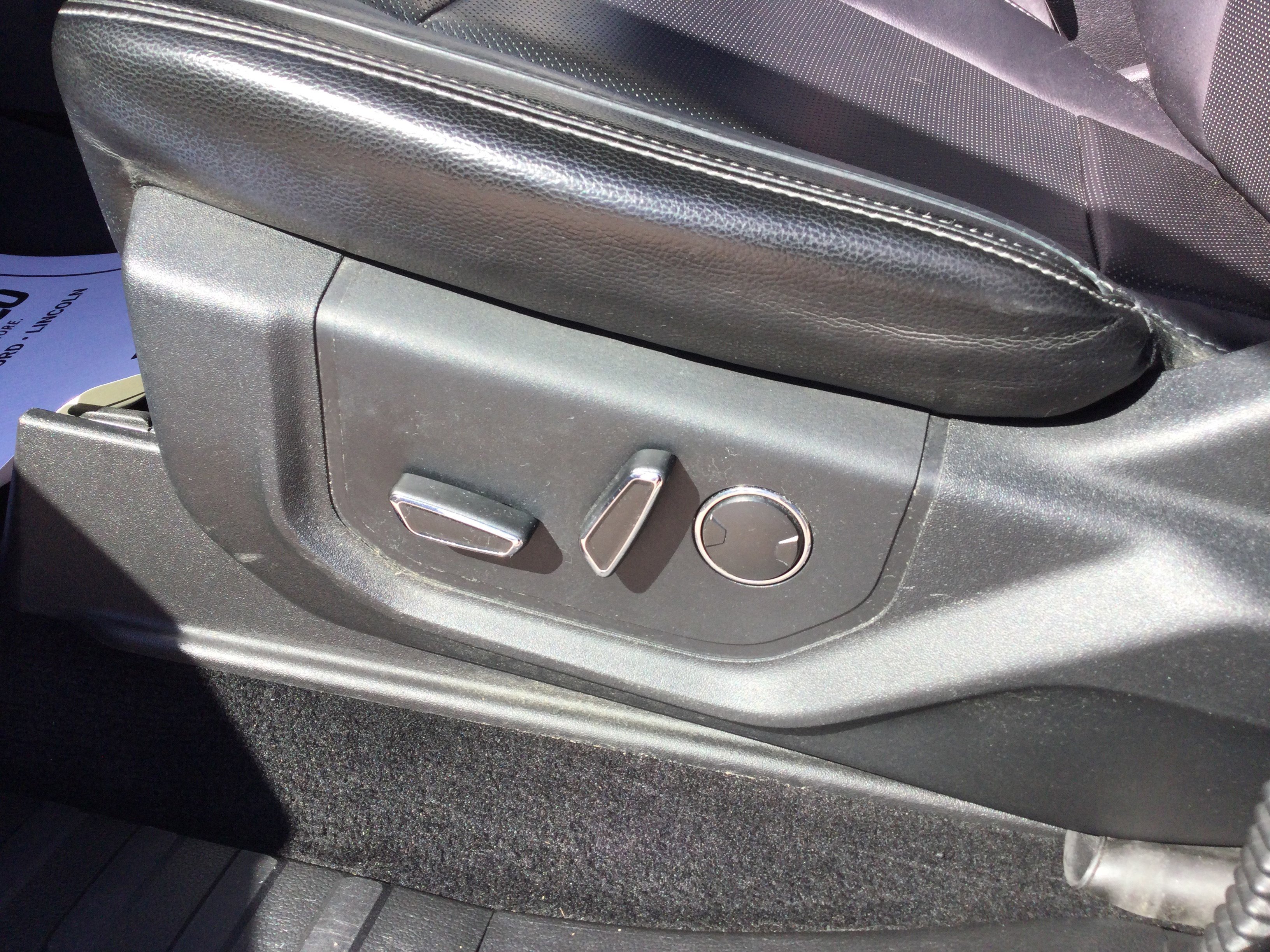 Used 2016 Ford F150 Lariat w/ Equipment Group 502A Luxury image 8