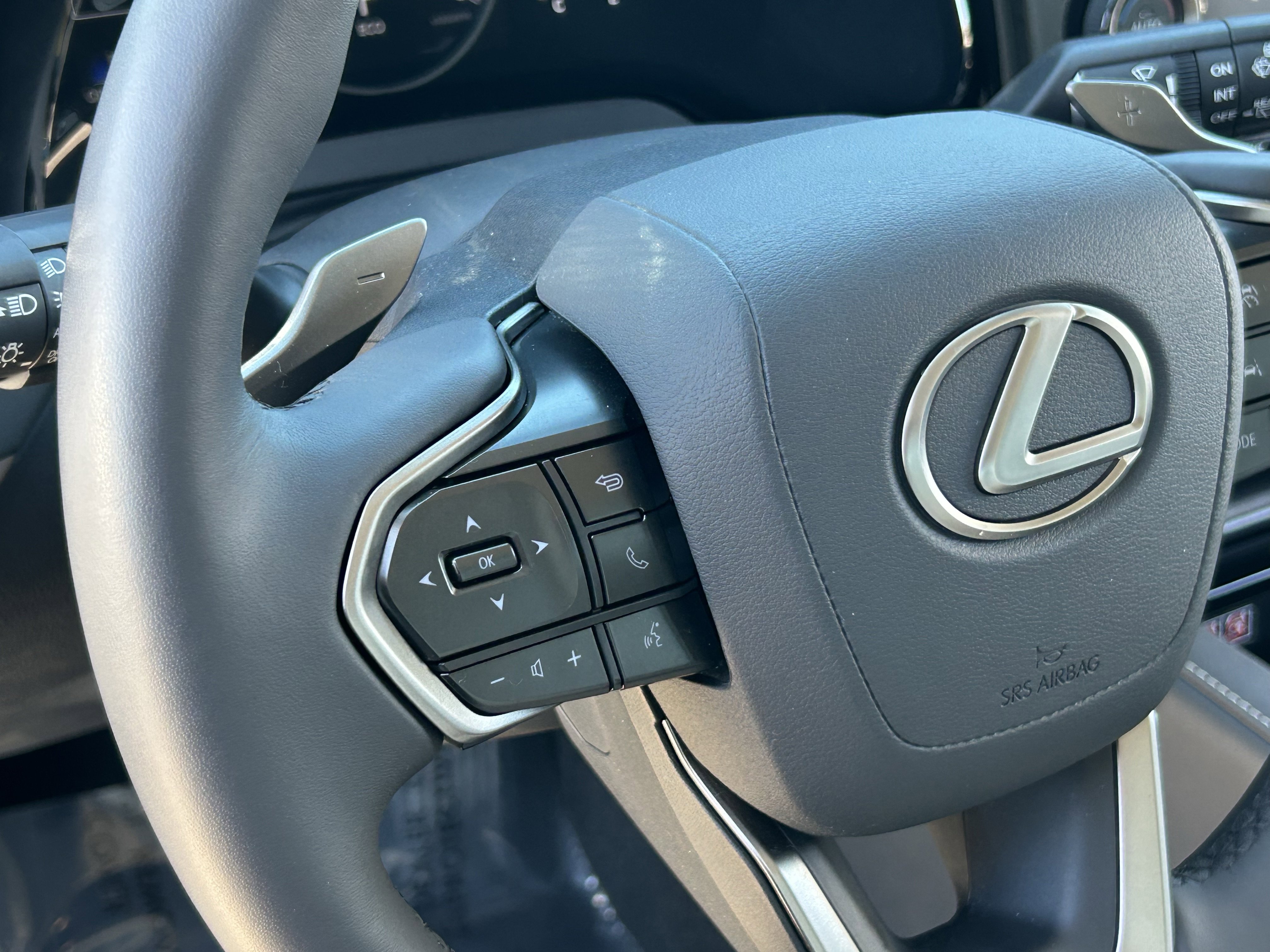 Used 2024 Lexus RX 350 FWD w/ Technology Package image 24