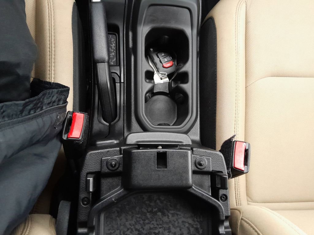 Used 2021 Jeep Wrangler Sport S image 27