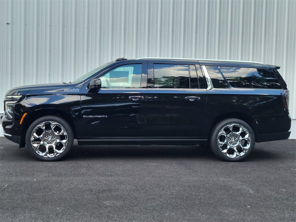 New 2025 Chevrolet Suburban High Country image 6