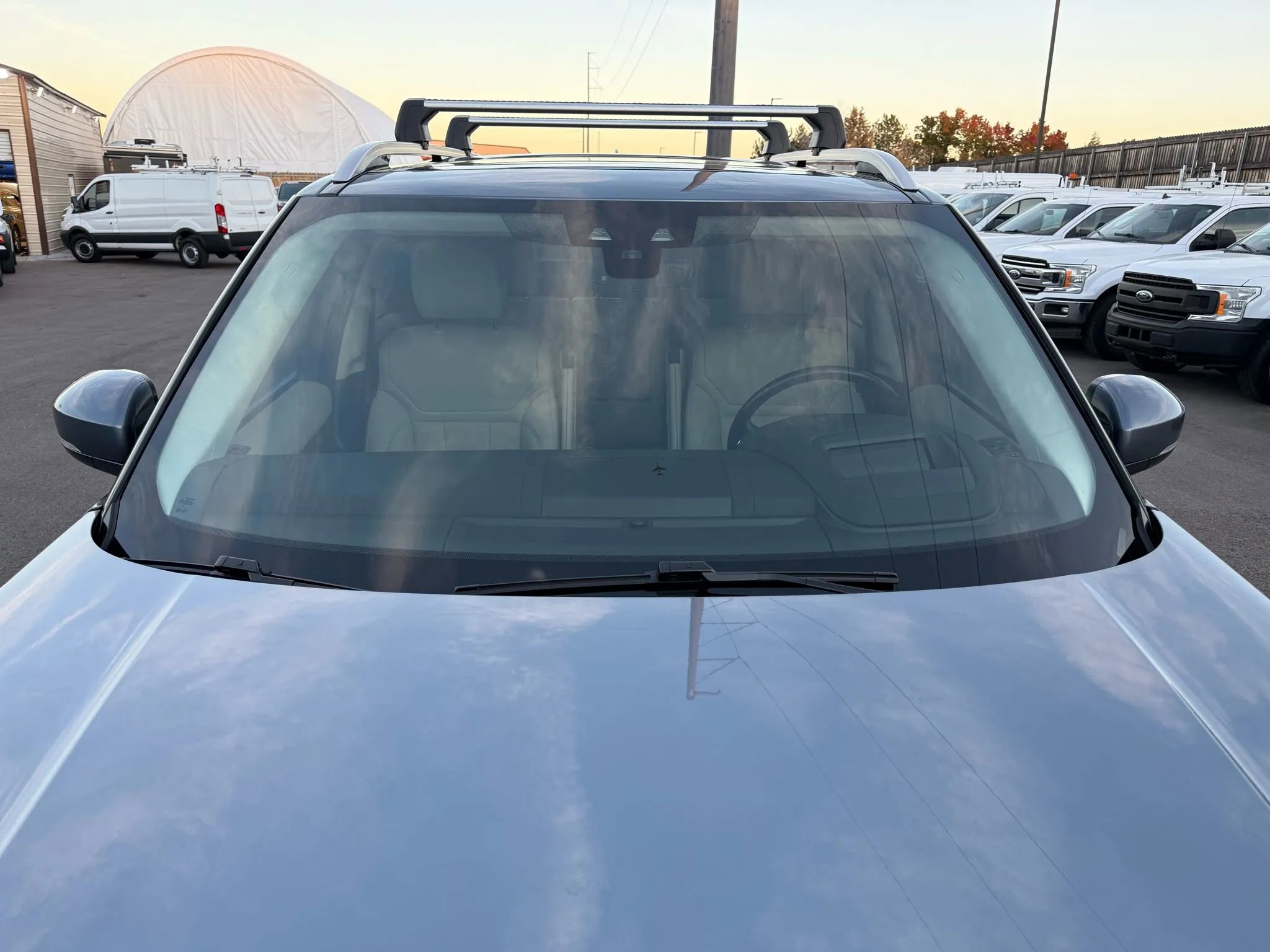 Used 2019 Land Rover Discovery HSE image 15