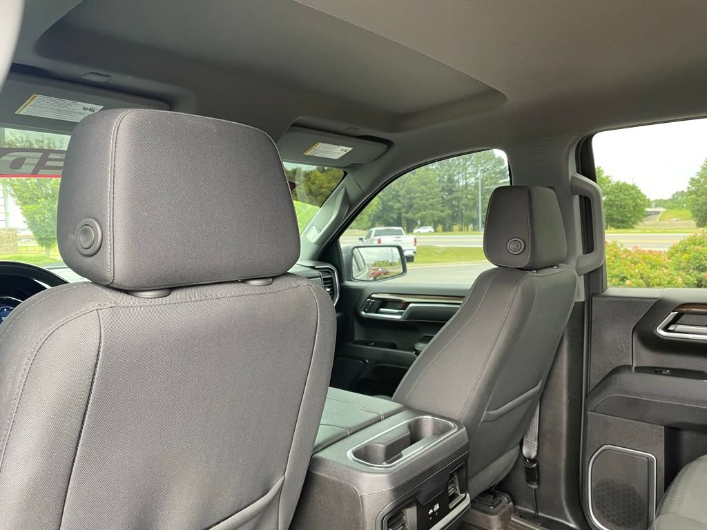 Used 2023 Chevrolet Silverado 1500 RST AWD/4WD image 24