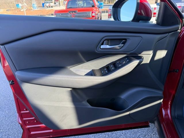 New 2026 Nissan Rogue SV w/ Cold Weather Package AWD/4WD image 10