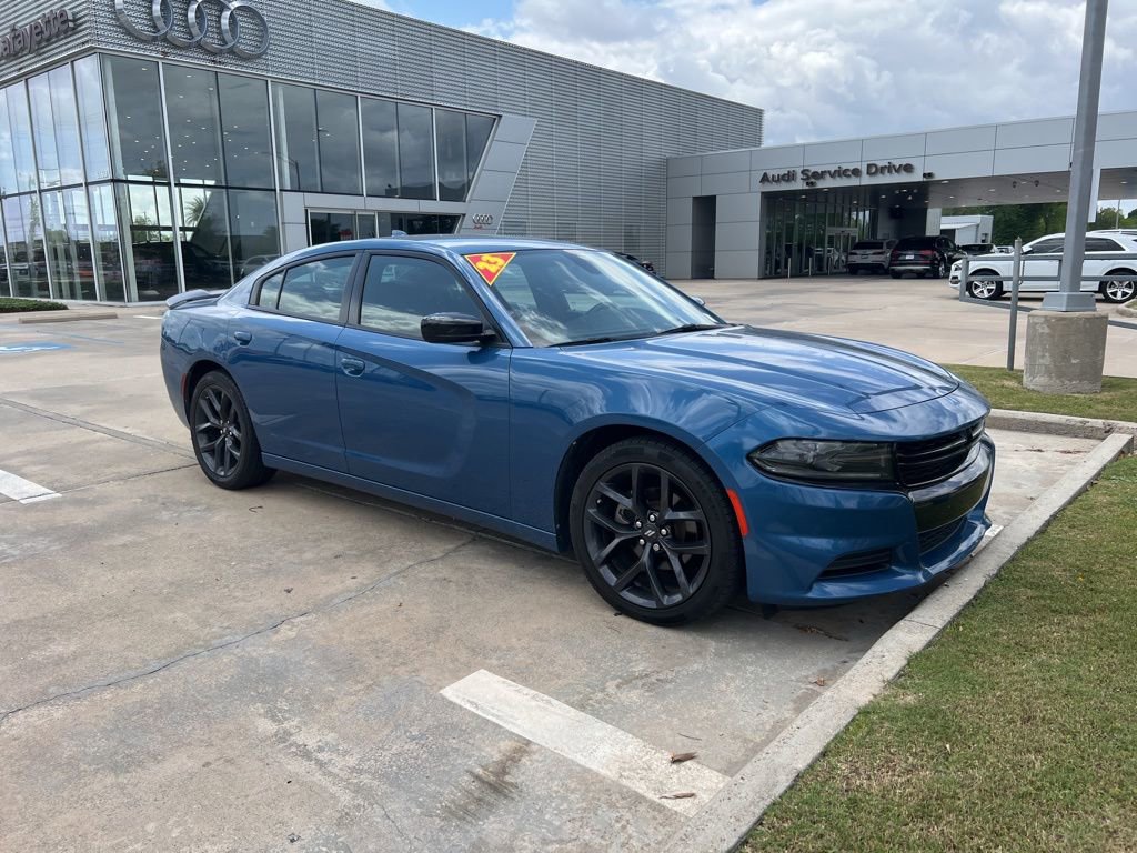 Used 2023 Dodge Charger SXT w/ Blacktop Package image 5
