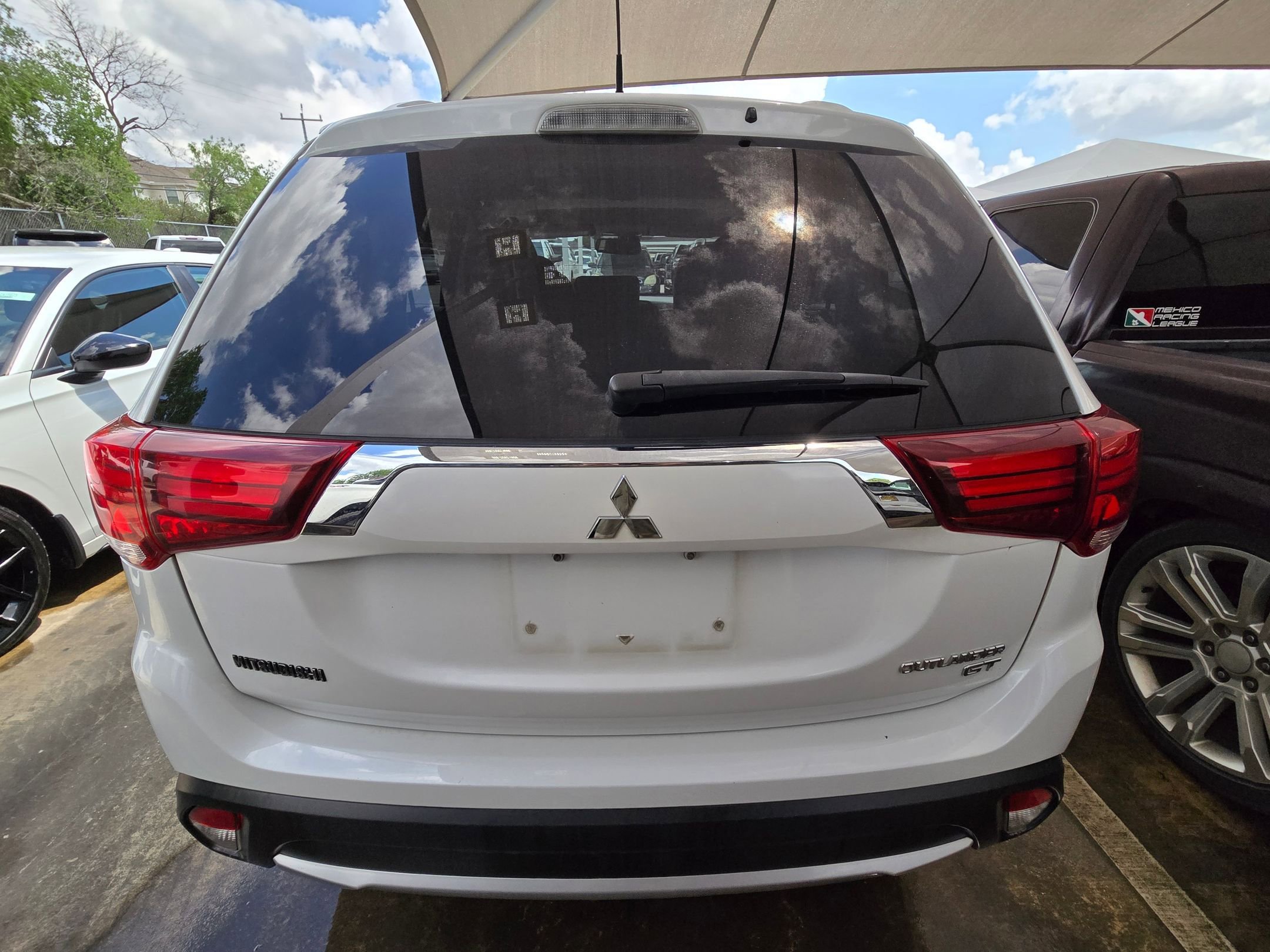 Used 2016 Mitsubishi Outlander GT image 6