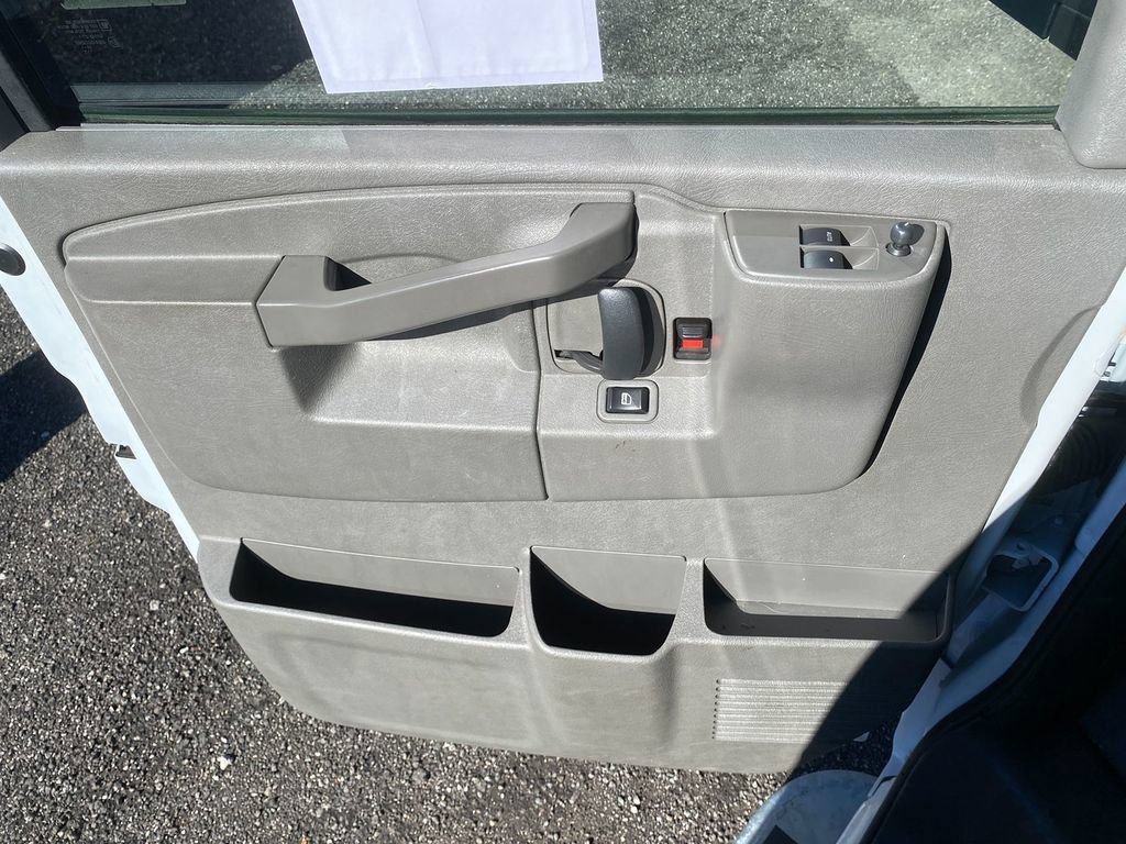 Used 2024 GMC Savana 2500 w/ Driver Convenience Package RWD image 11