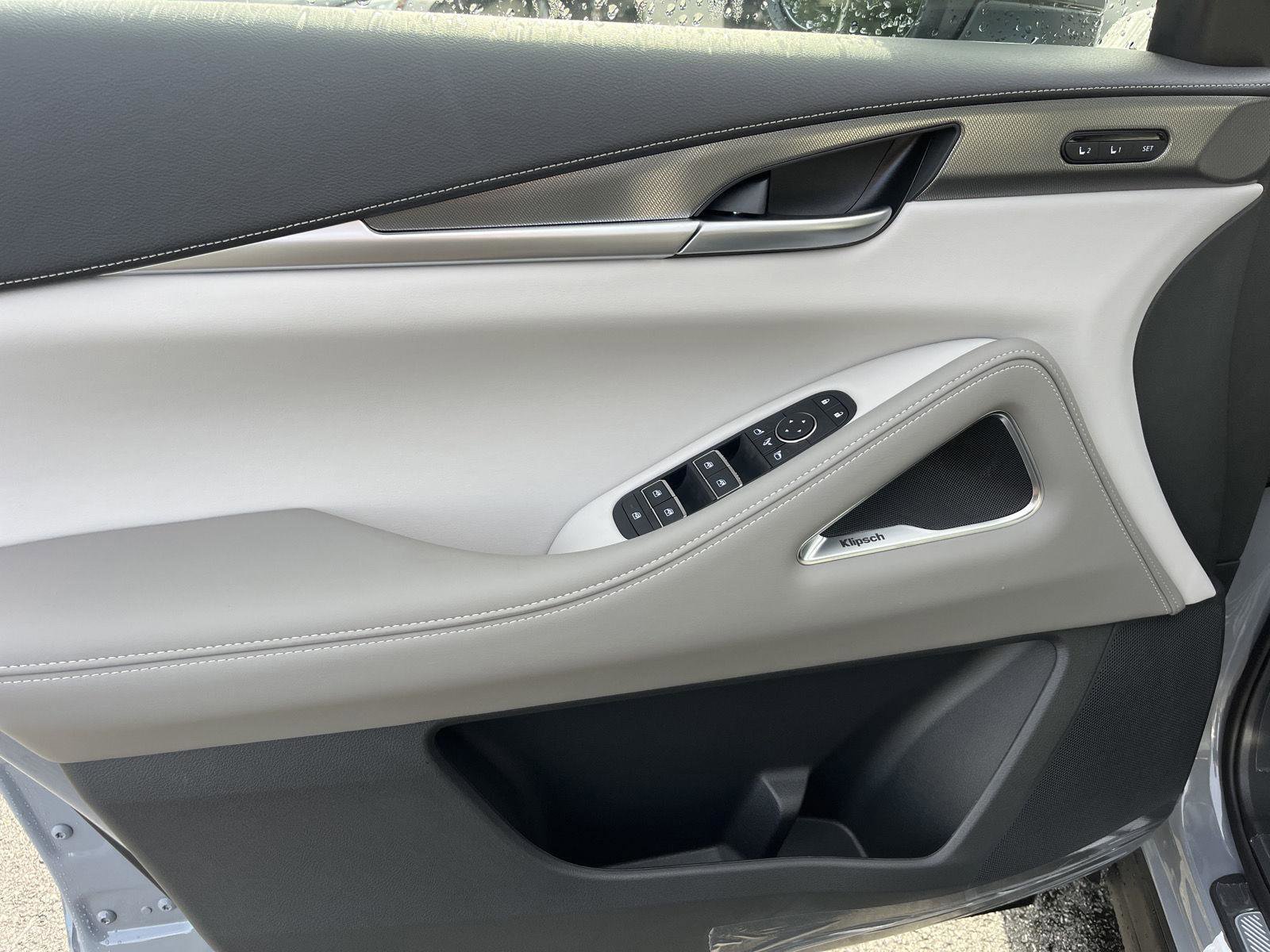 New 2026 INFINITI QX60 Luxe w/ Cargo Package image 10