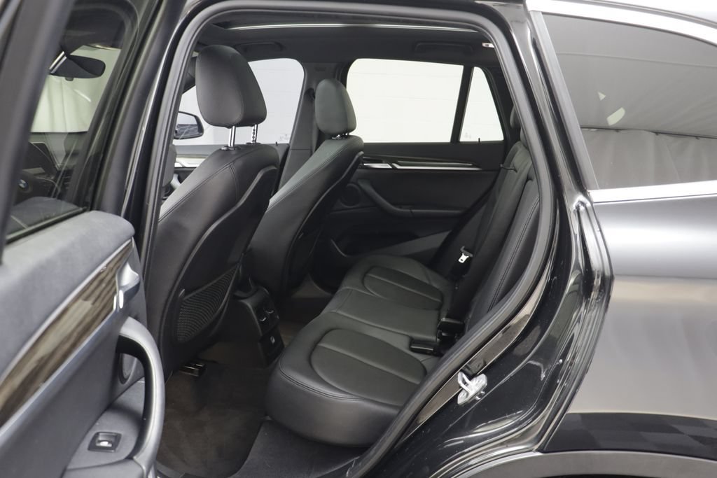 Used 2018 BMW X1 sDrive28i FWD image 15