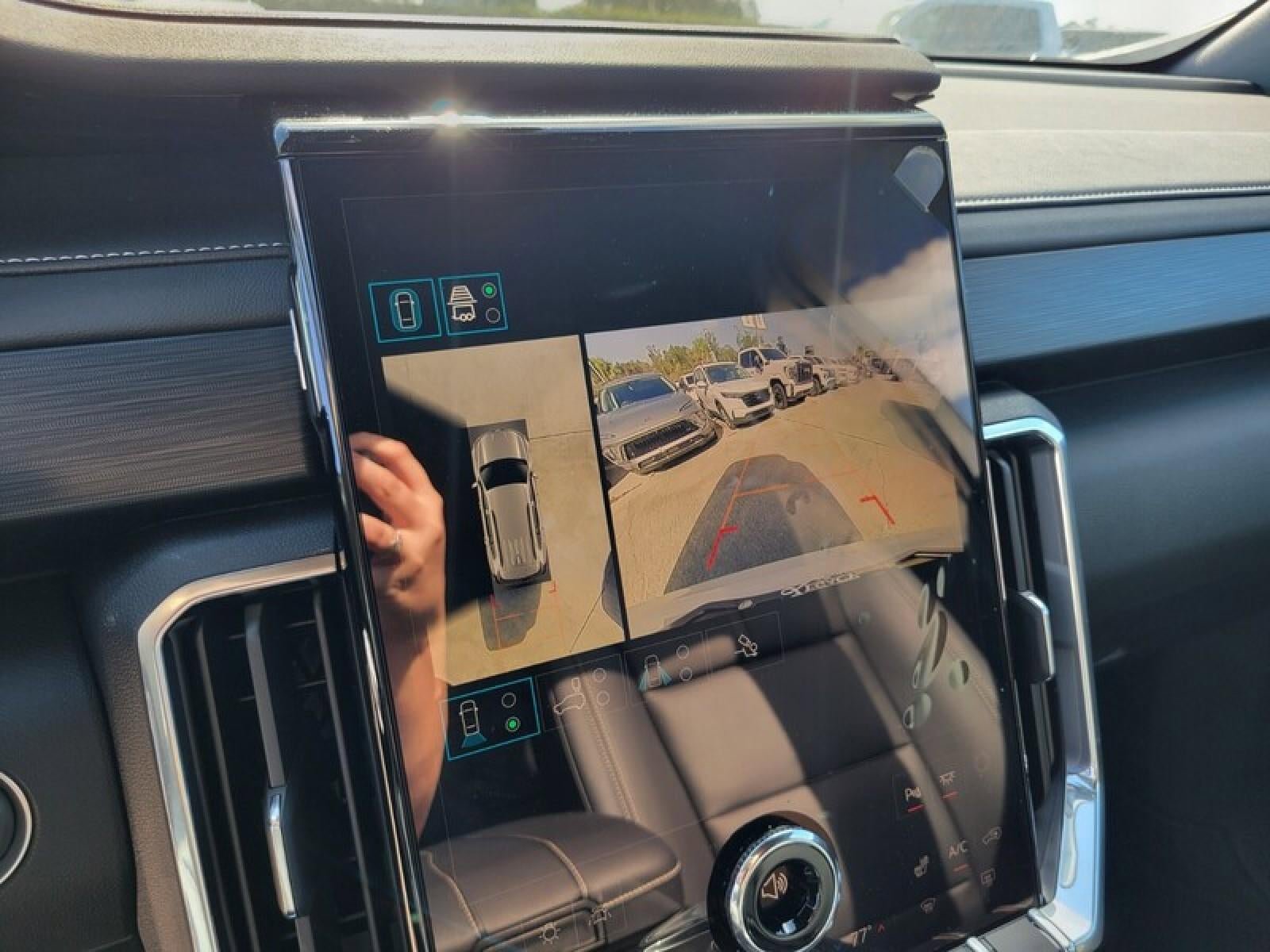 New 2026 GMC Acadia Elevation w/ Black Edition FWD image 23