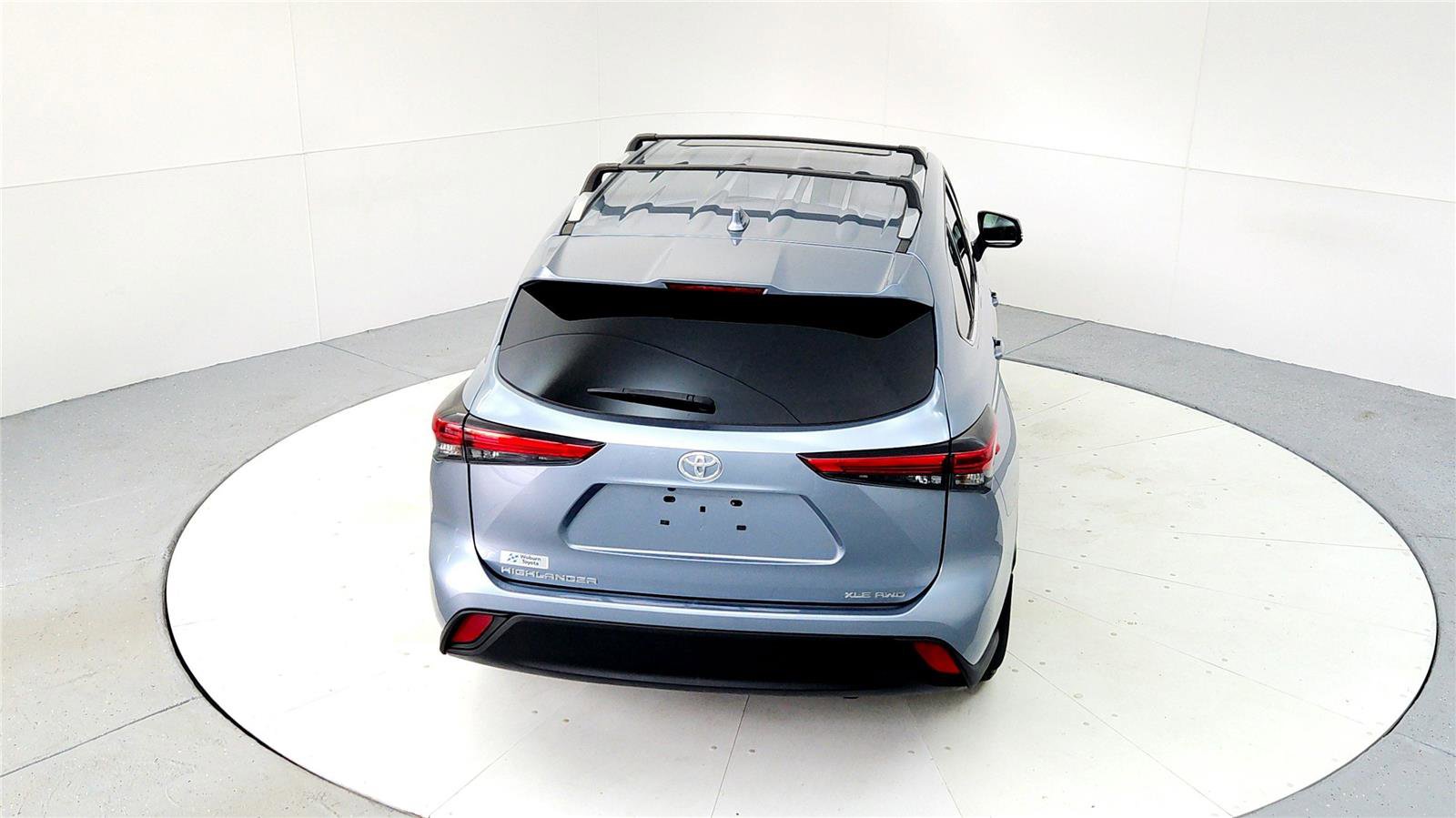 Certified 2022 Toyota Highlander XLE image 17