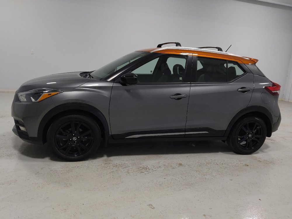 Used 2020 Nissan Kicks SR w/ SR Premium Package image 2