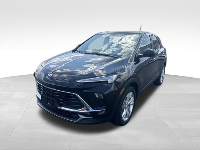 Certified 2026 Buick Encore GX Preferred w/ Comfort Package FWD image 3
