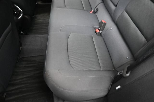 Used 2017 Chevrolet Malibu LT FWD image 22