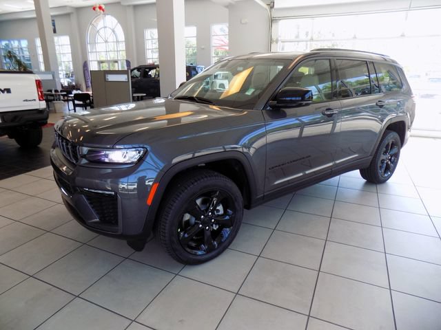 New 2026 Jeep Grand Cherokee L Limited AWD/4WD image 3