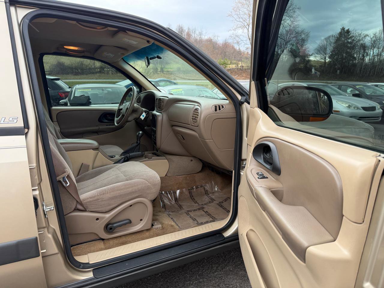 Used 2004 Chevrolet TrailBlazer LS w/ LS Preferred Equipment Group image 11