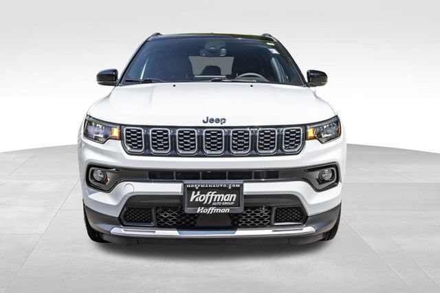 Used 2024 Jeep Compass Limited AWD/4WD image 3