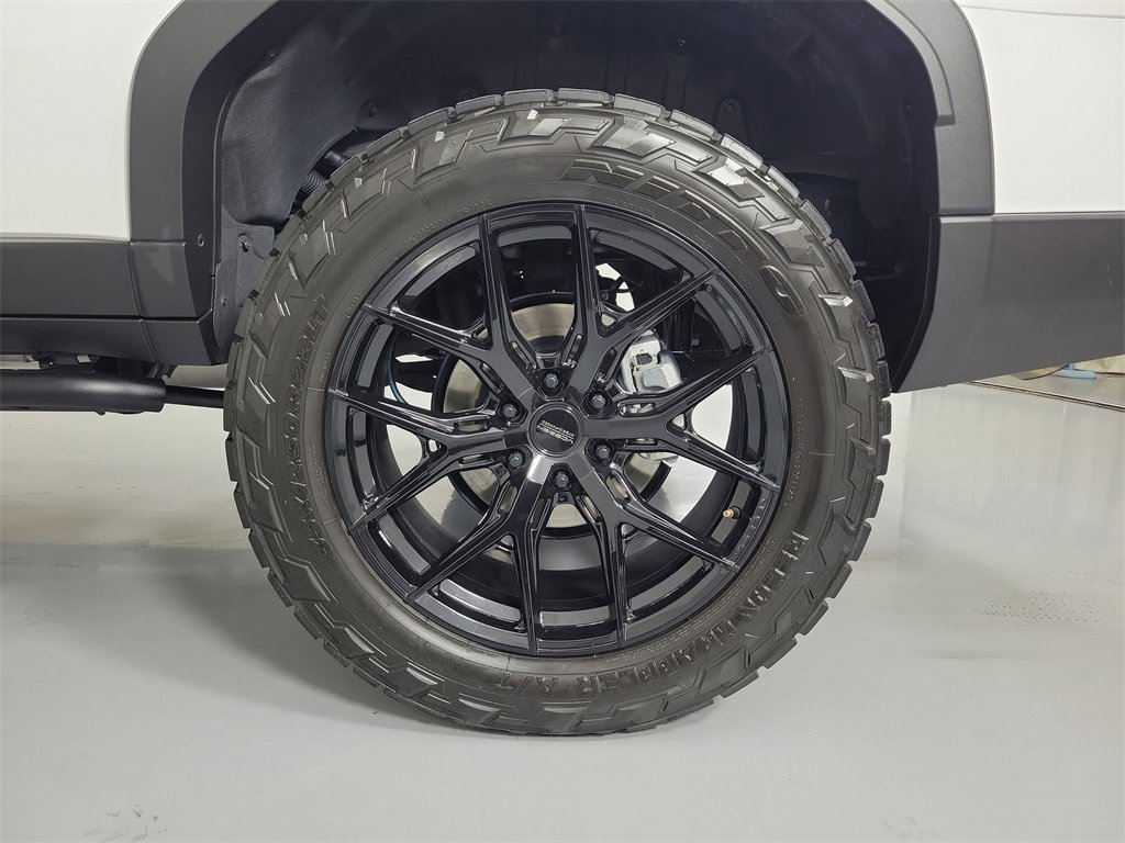 Used 2025 Lexus GX 550 image 7