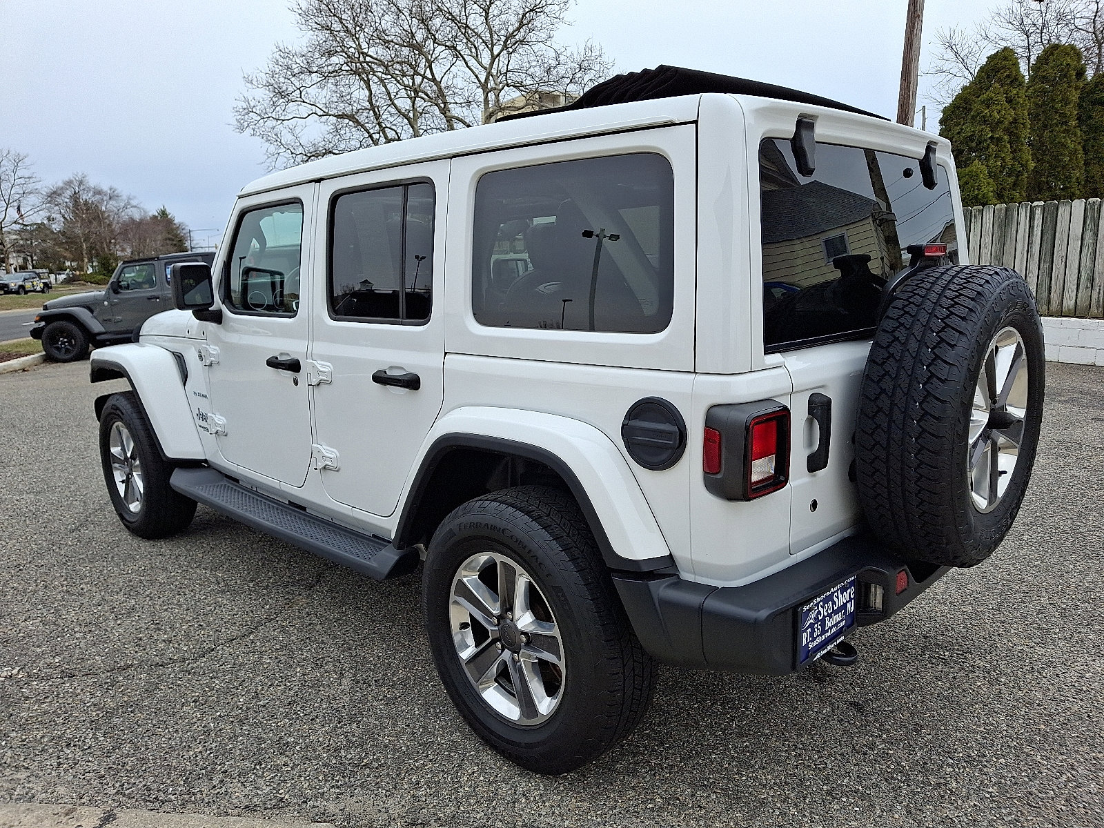 Used 2020 Jeep Wrangler Unlimited Sahara w/ Cold Weather Group image 4
