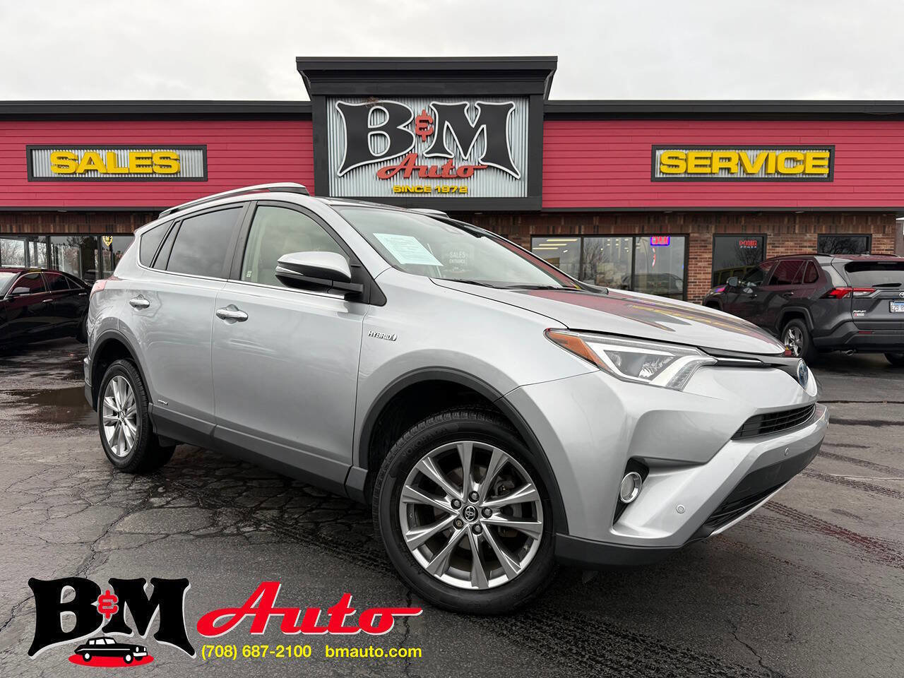 Used 2017 Toyota RAV4 Limited image 1