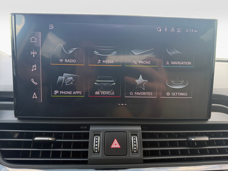 Used 2021 Audi Q5 Prestige w/ Prestige Package AWD/4WD image 21