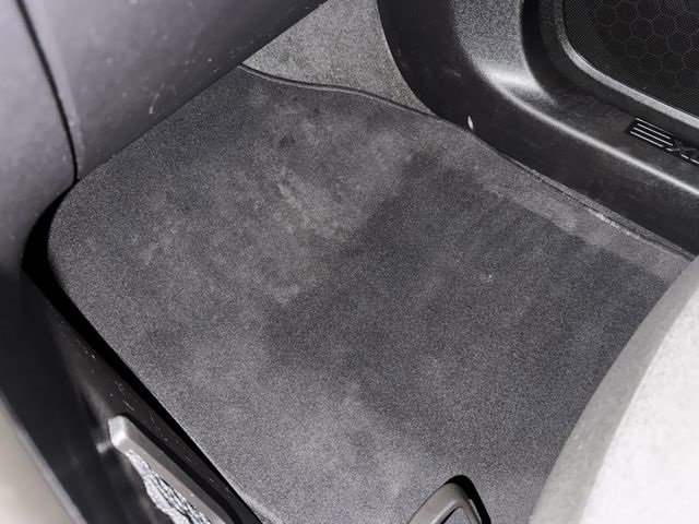 Used 2018 Chevrolet Equinox LT image 34