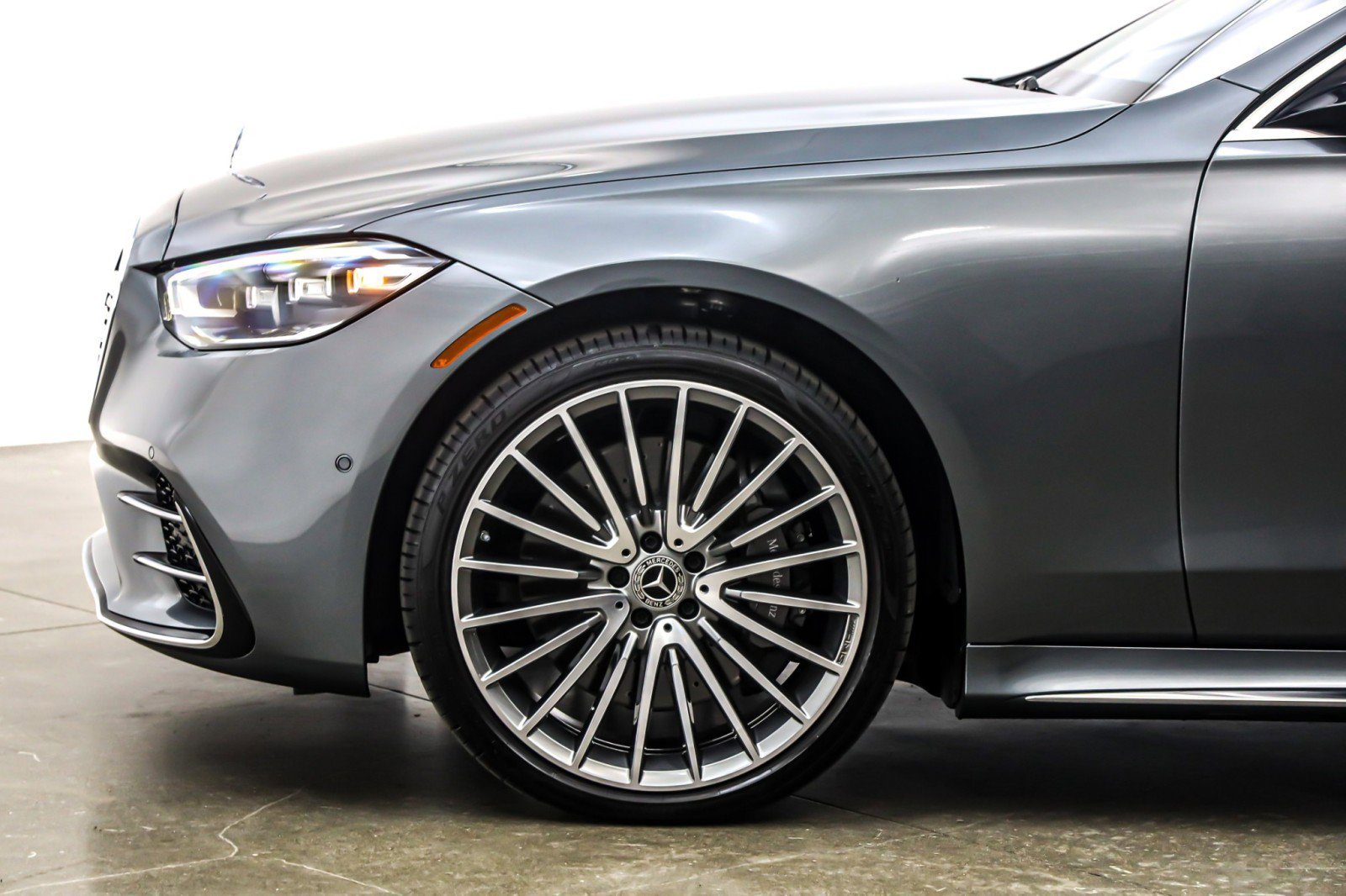 Certified 2023 Mercedes-Benz S 580 4MATIC Sedan image 12