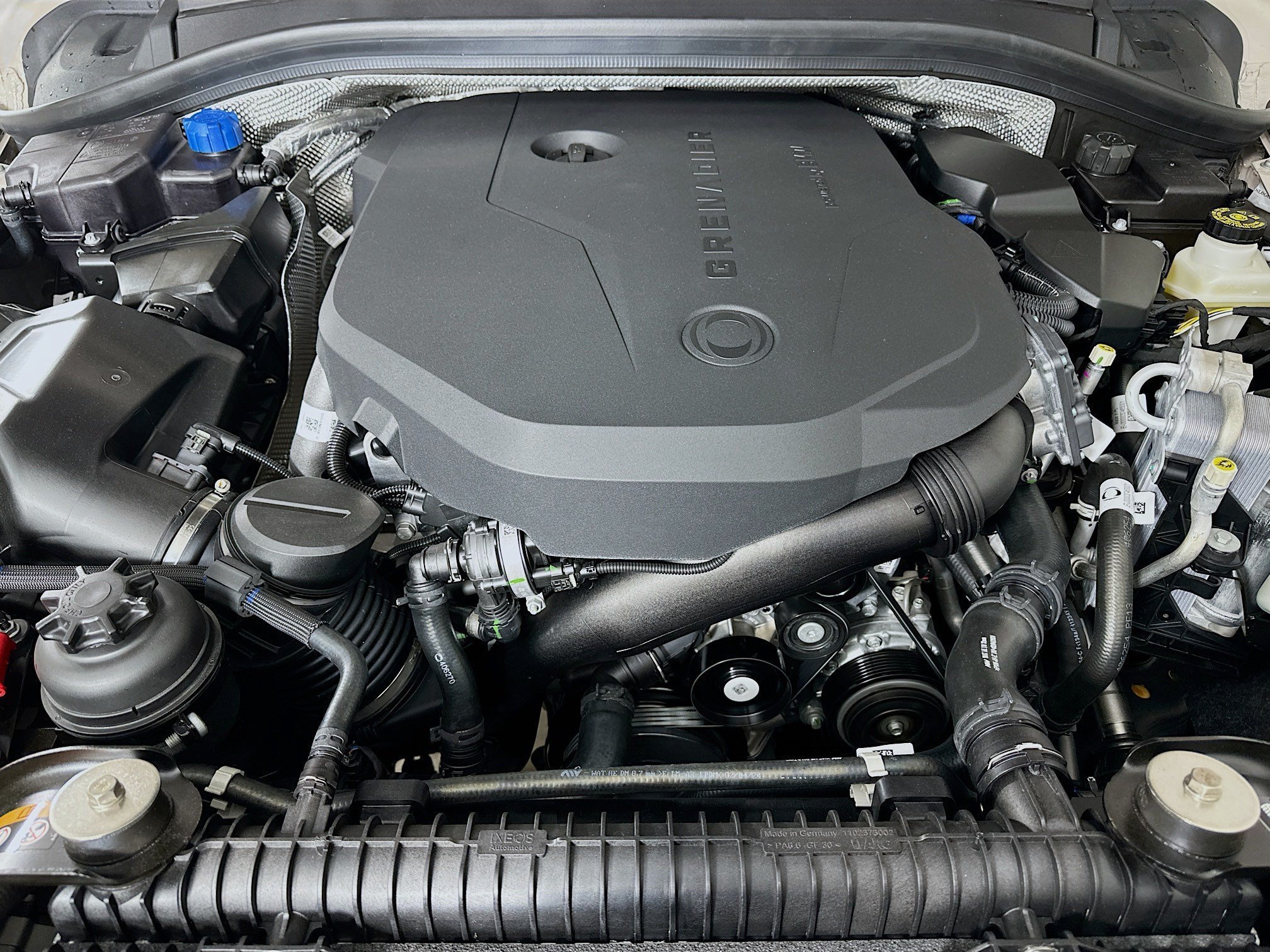 Used 2025 INEOS Grenadier AWD/4WD image 14
