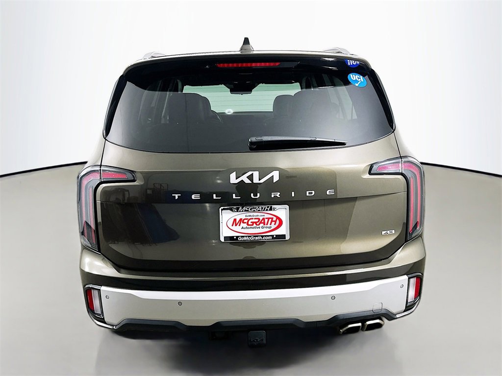 Certified 2024 Kia Telluride SX Prestige w/ Towing Package image 21