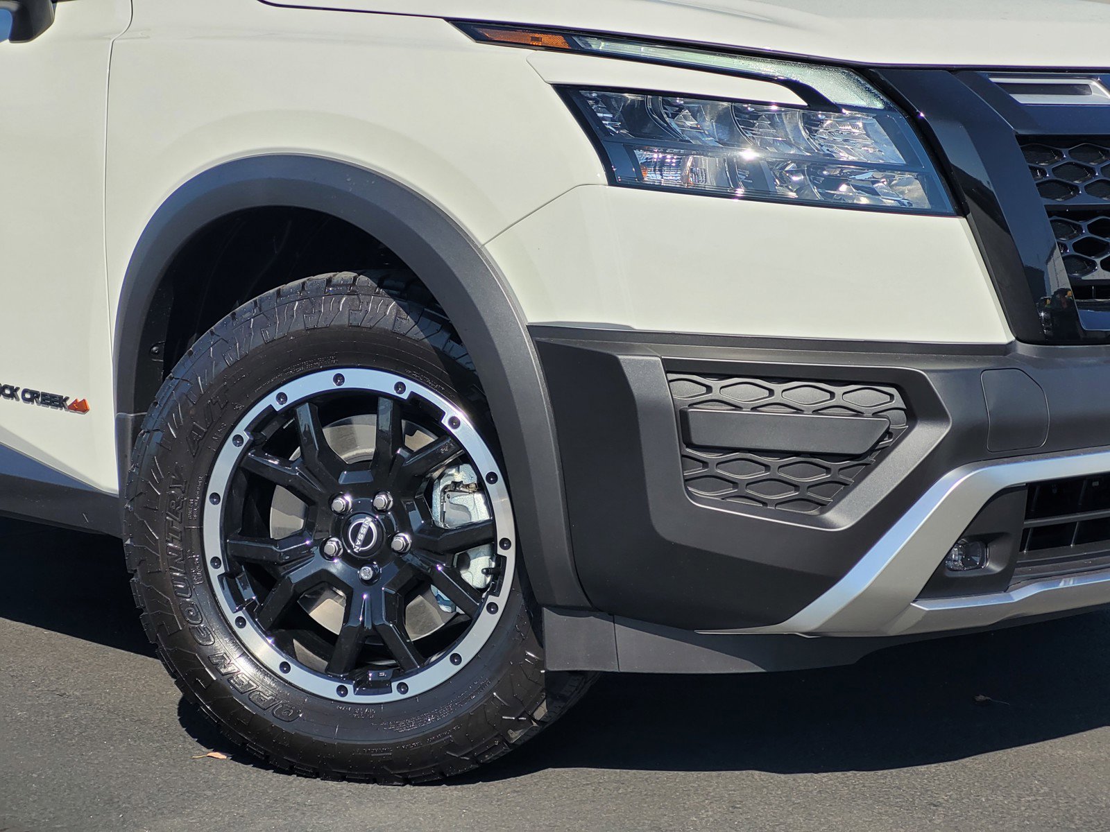New 2025 Nissan Pathfinder Rock Creek image 3