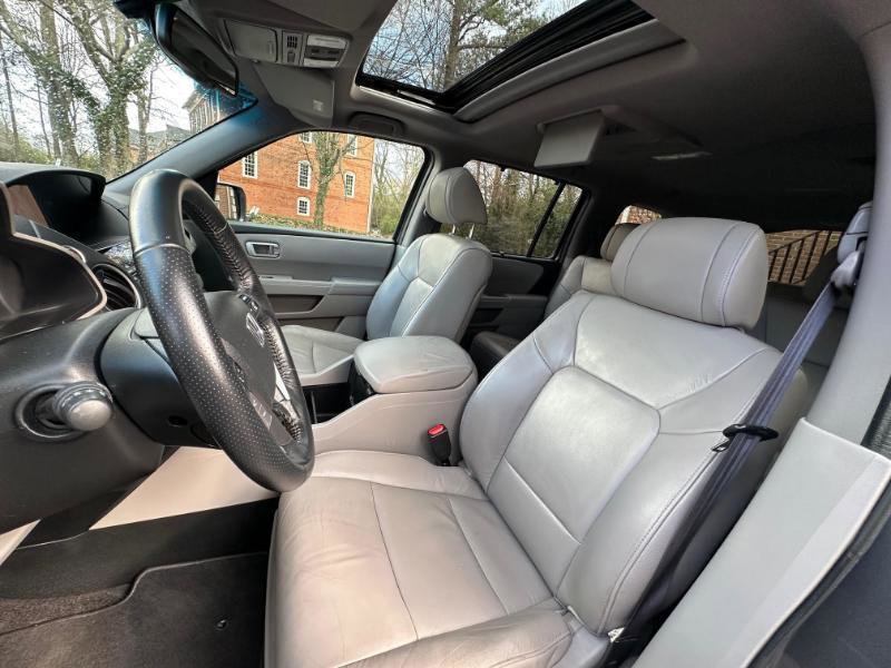 Used 2012 Honda Pilot Touring image 25