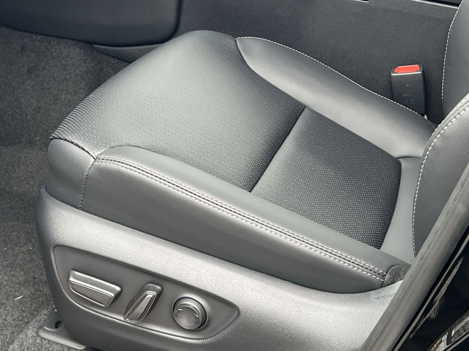 New 2026 Toyota Land Cruiser image 8