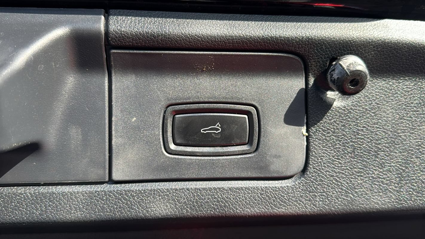 Used 2011 Porsche Panamera 4S AWD/4WD image 16