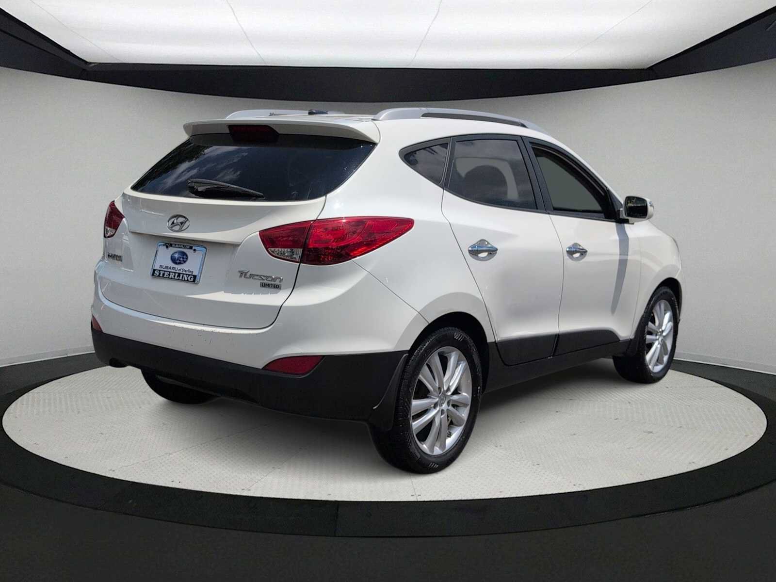 Used 2013 Hyundai Tucson Limited FWD image 8