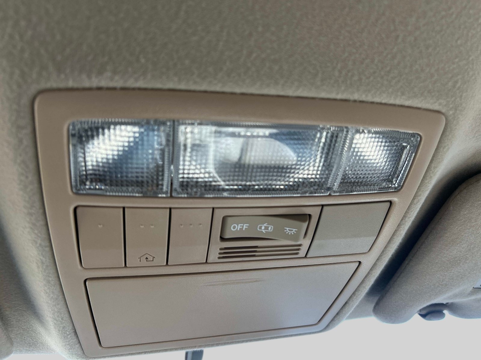 Used 2009 Toyota Venza w/ Convenience Pkg FWD image 30