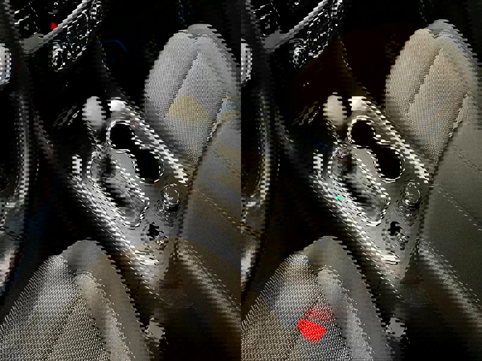 Used 2022 Chevrolet Traverse LT AWD/4WD image 21