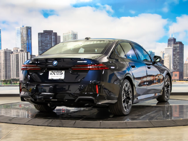 New 2027 BMW i5 xDrive40 w/ M Sport Package AWD/4WD image 8