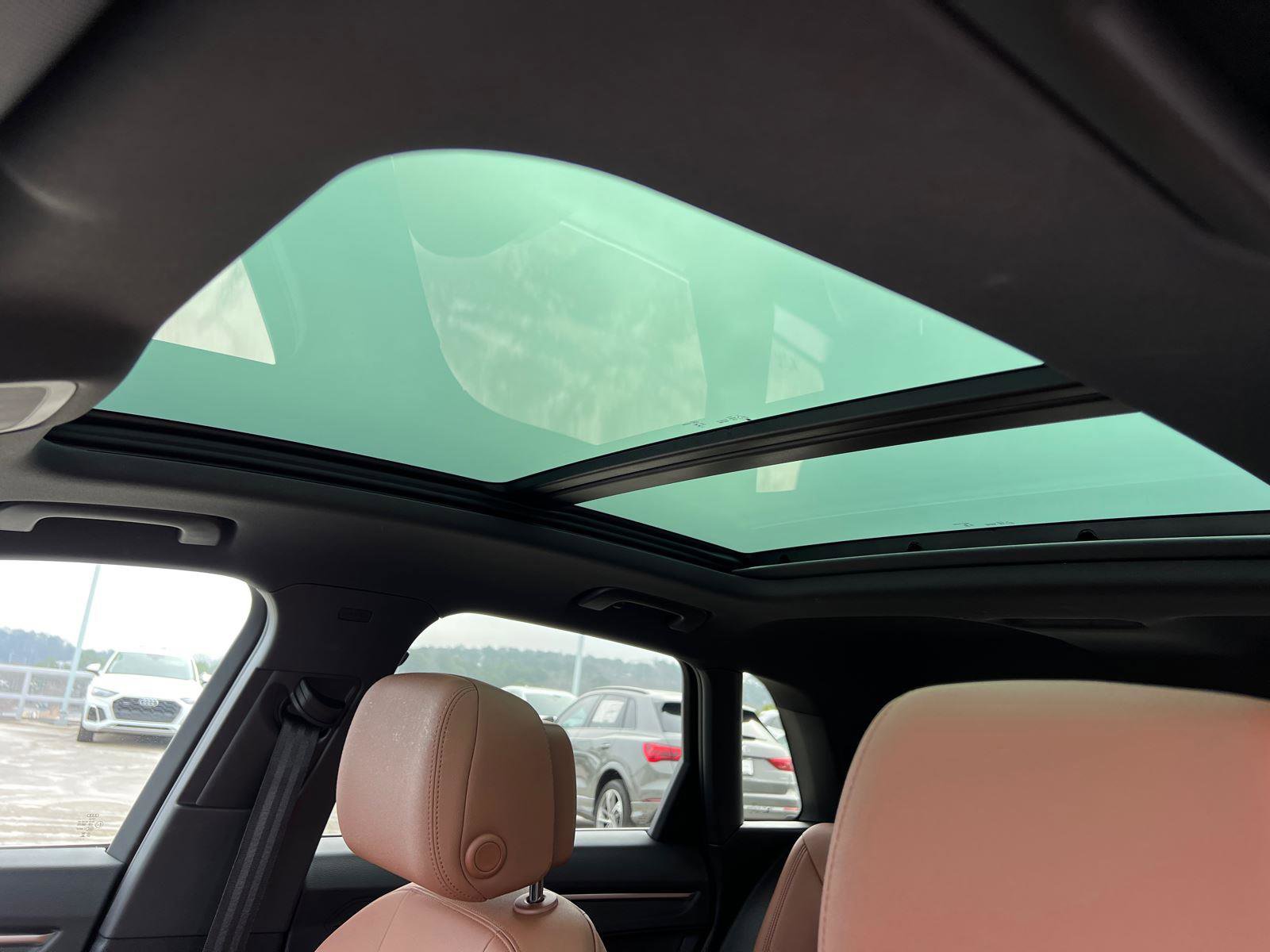 Certified 2025 Audi Q3 2.0T Premium w/ Convenience Package image 33