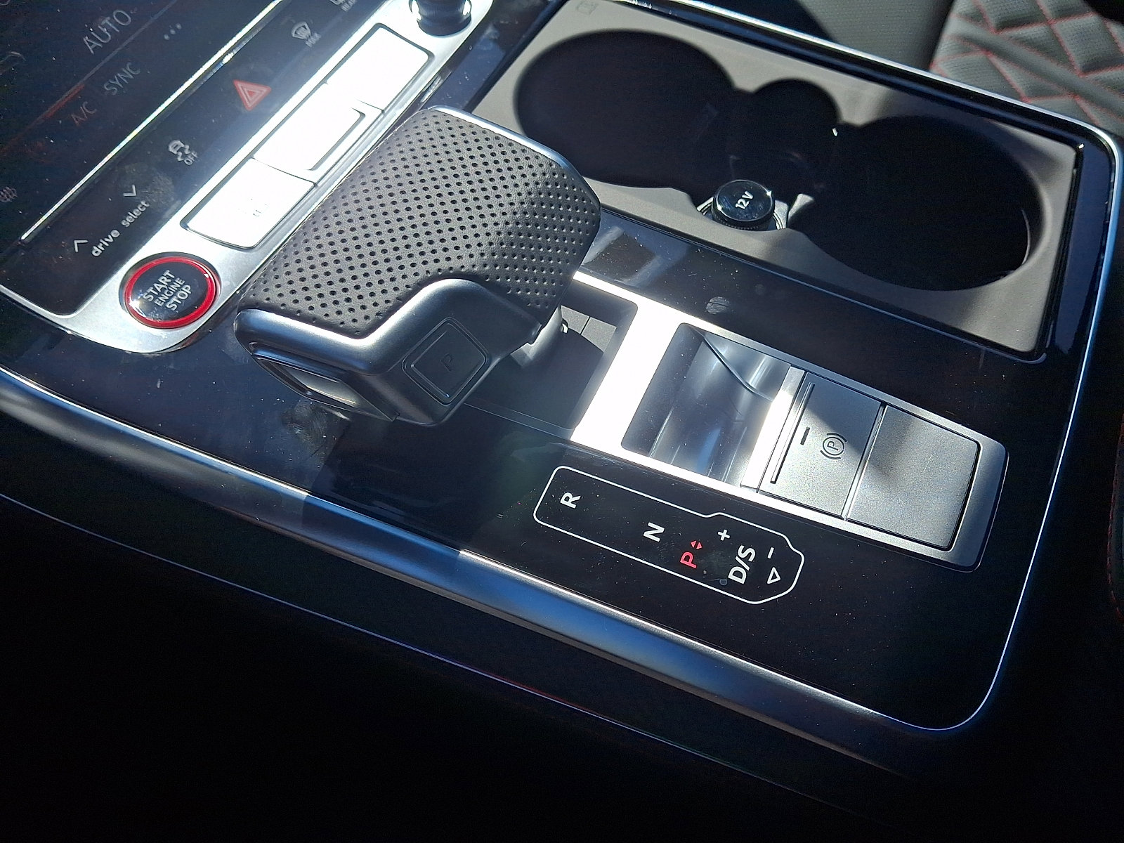 New 2026 Audi SQ8 Prestige image 11