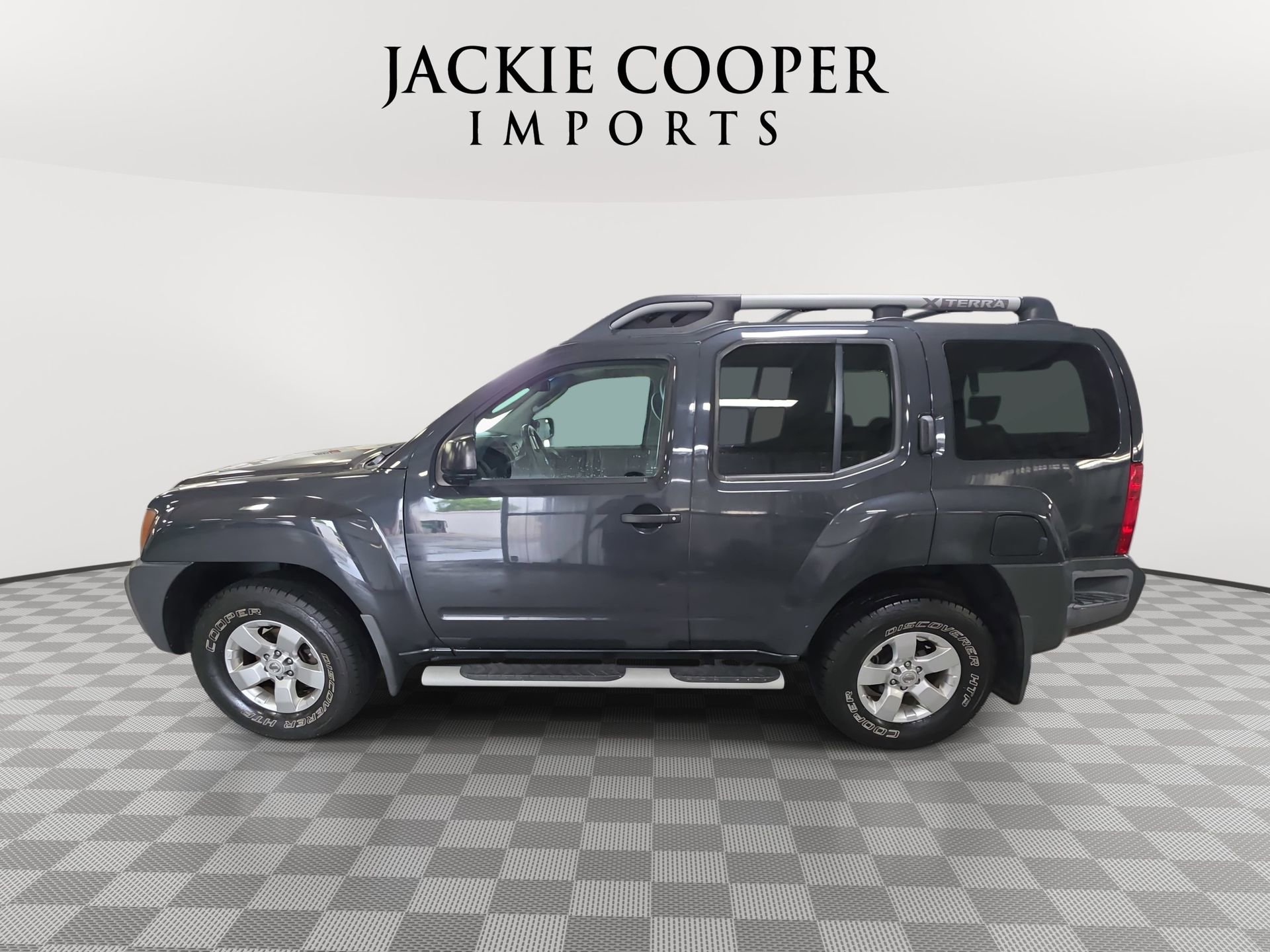 Used 2010 Nissan Xterra S AWD/4WD image 8