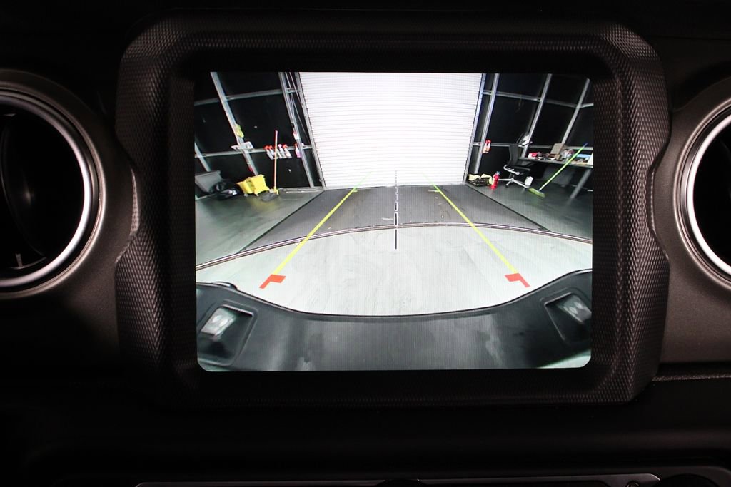 Used 2023 Jeep Gladiator Overland image 28