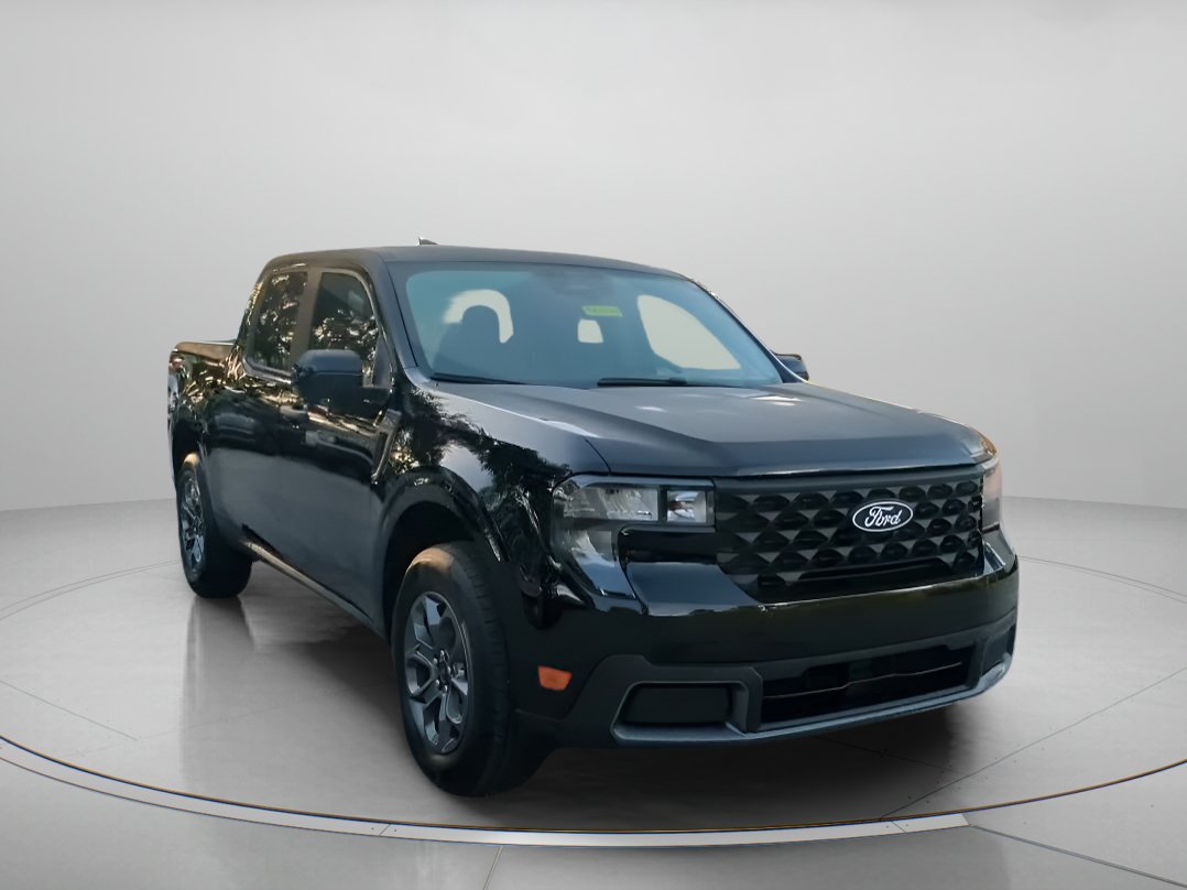 New 2026 Ford Maverick XLT w/ XLT Luxury Package FWD image 39
