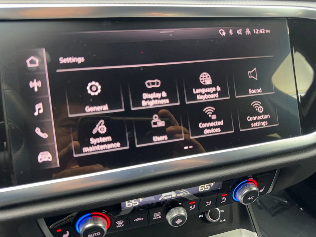 Used 2025 Audi Q3 2.0T Premium image 65