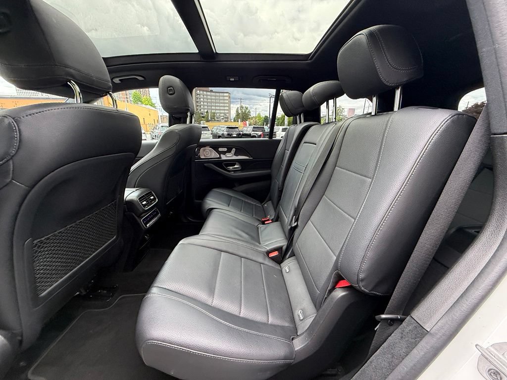 Used 2022 Mercedes-Benz GLS 450 4MATIC image 19