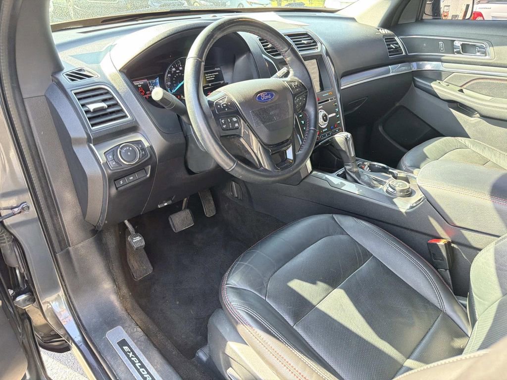 Used 2018 Ford Explorer Sport w/ Equipment Group 401A AWD/4WD image 25