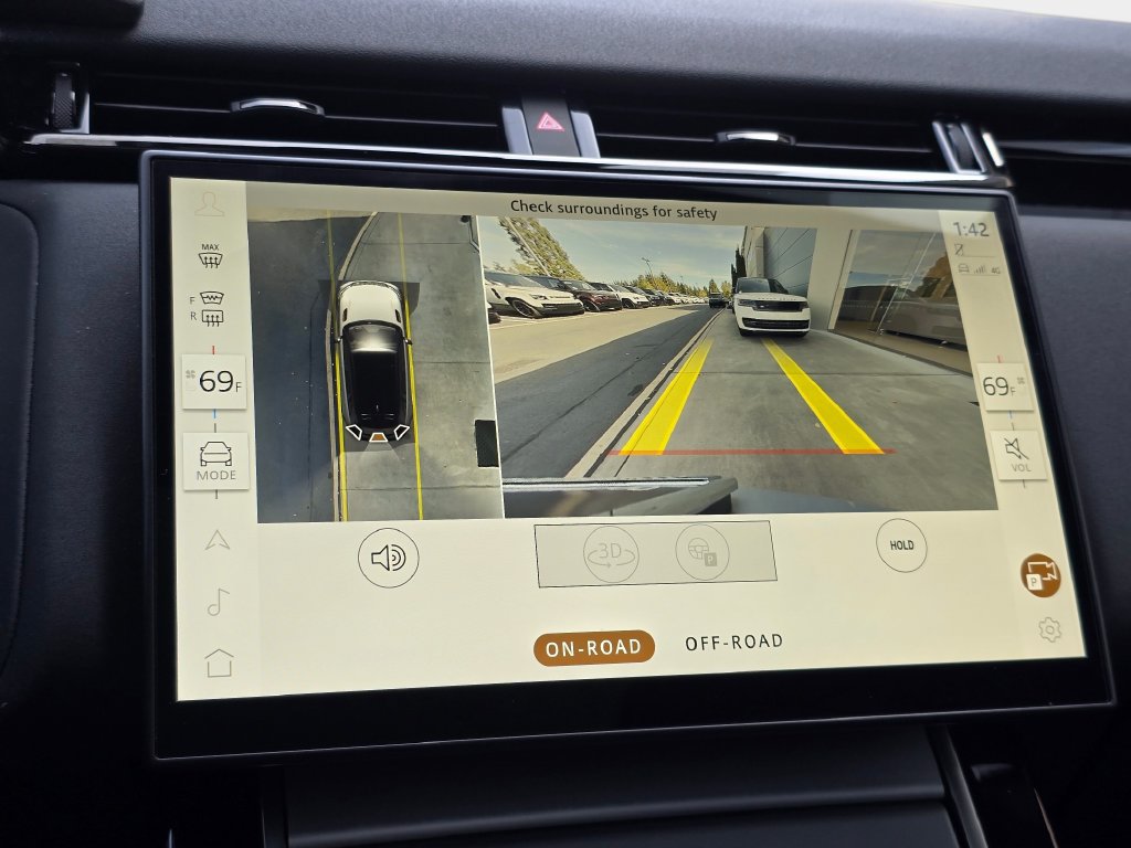 Certified 2025 Land Rover Range Rover Velar S AWD/4WD image 23
